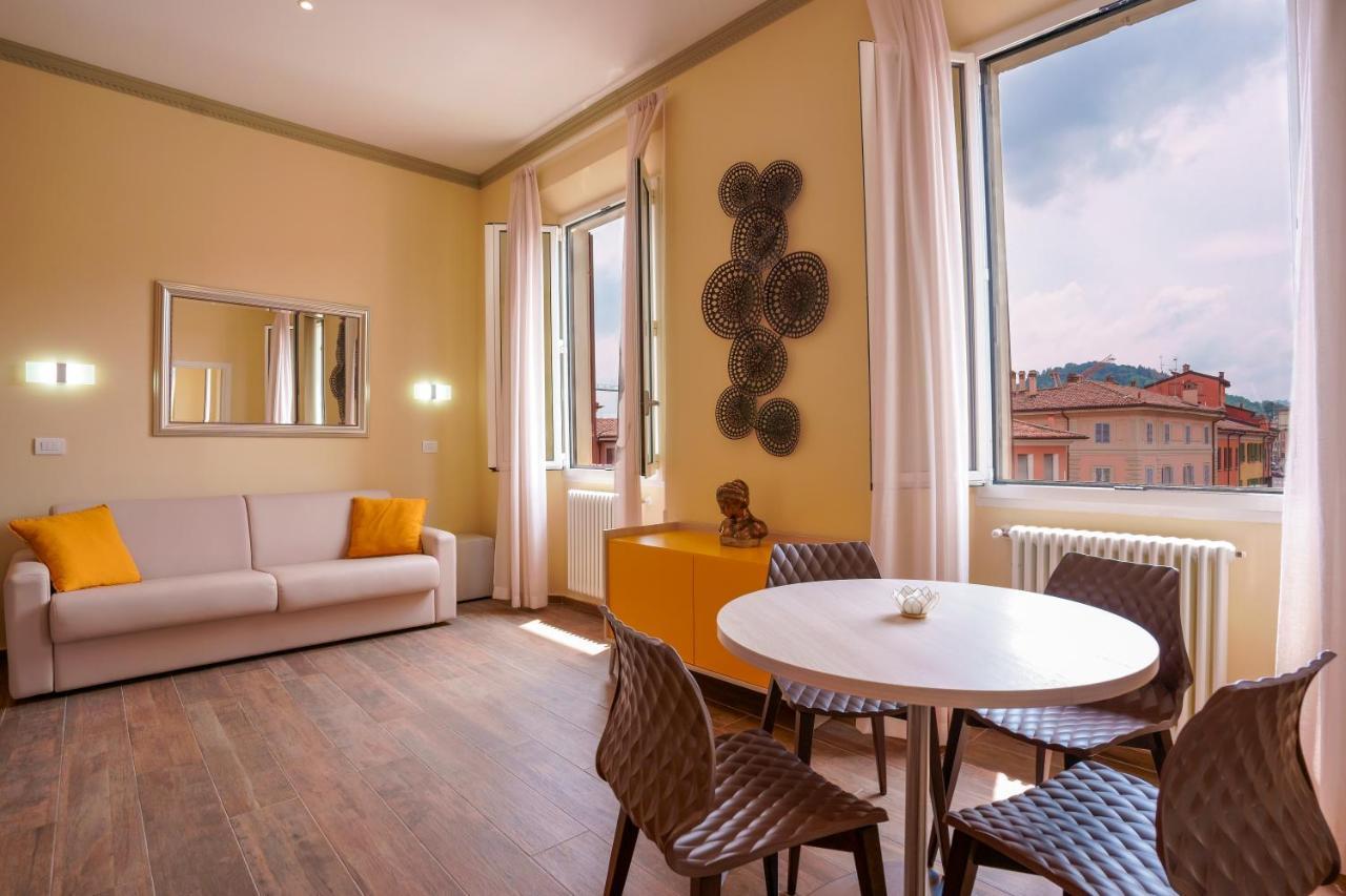 Attico Di Via D'Azeglio Bed & Breakfast Bologna Eksteriør bilde