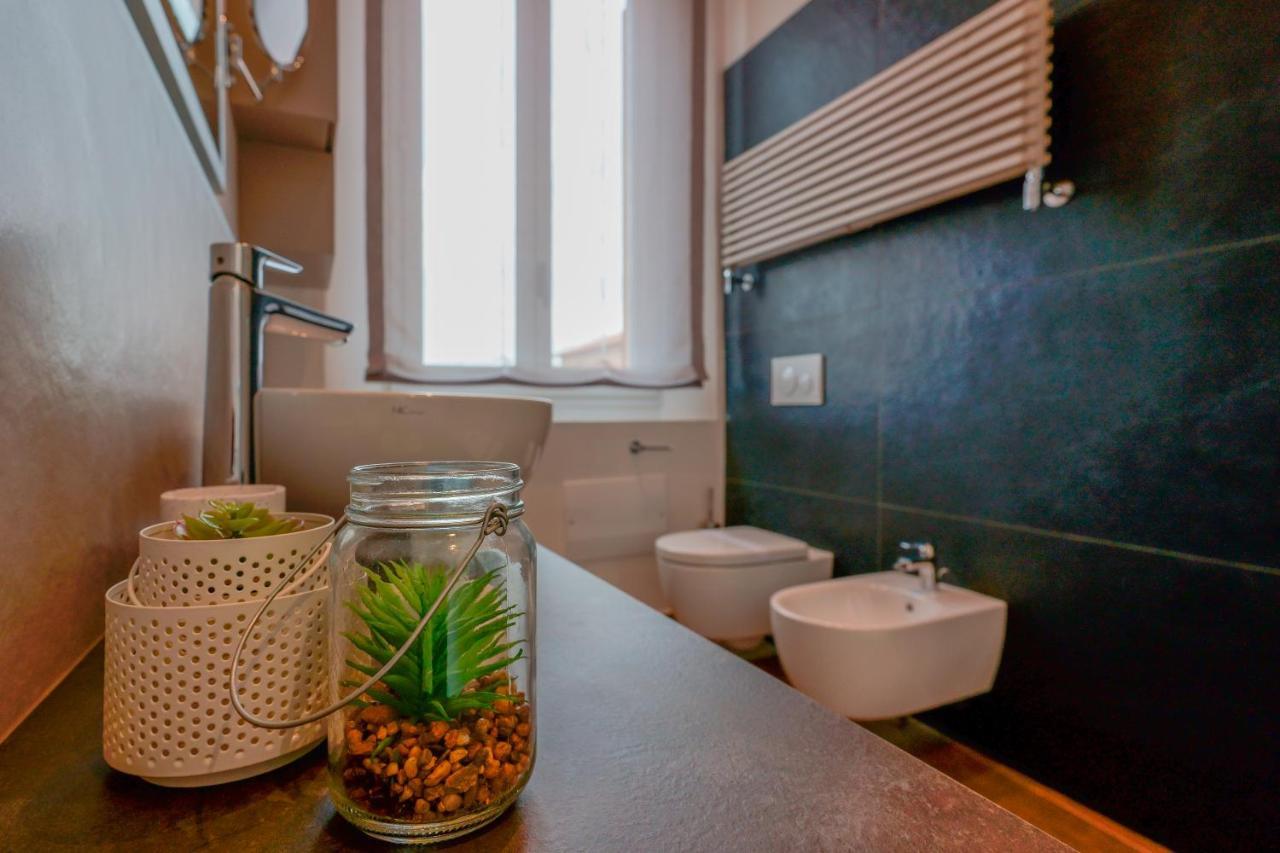 Attico Di Via D'Azeglio Bed & Breakfast Bologna Eksteriør bilde