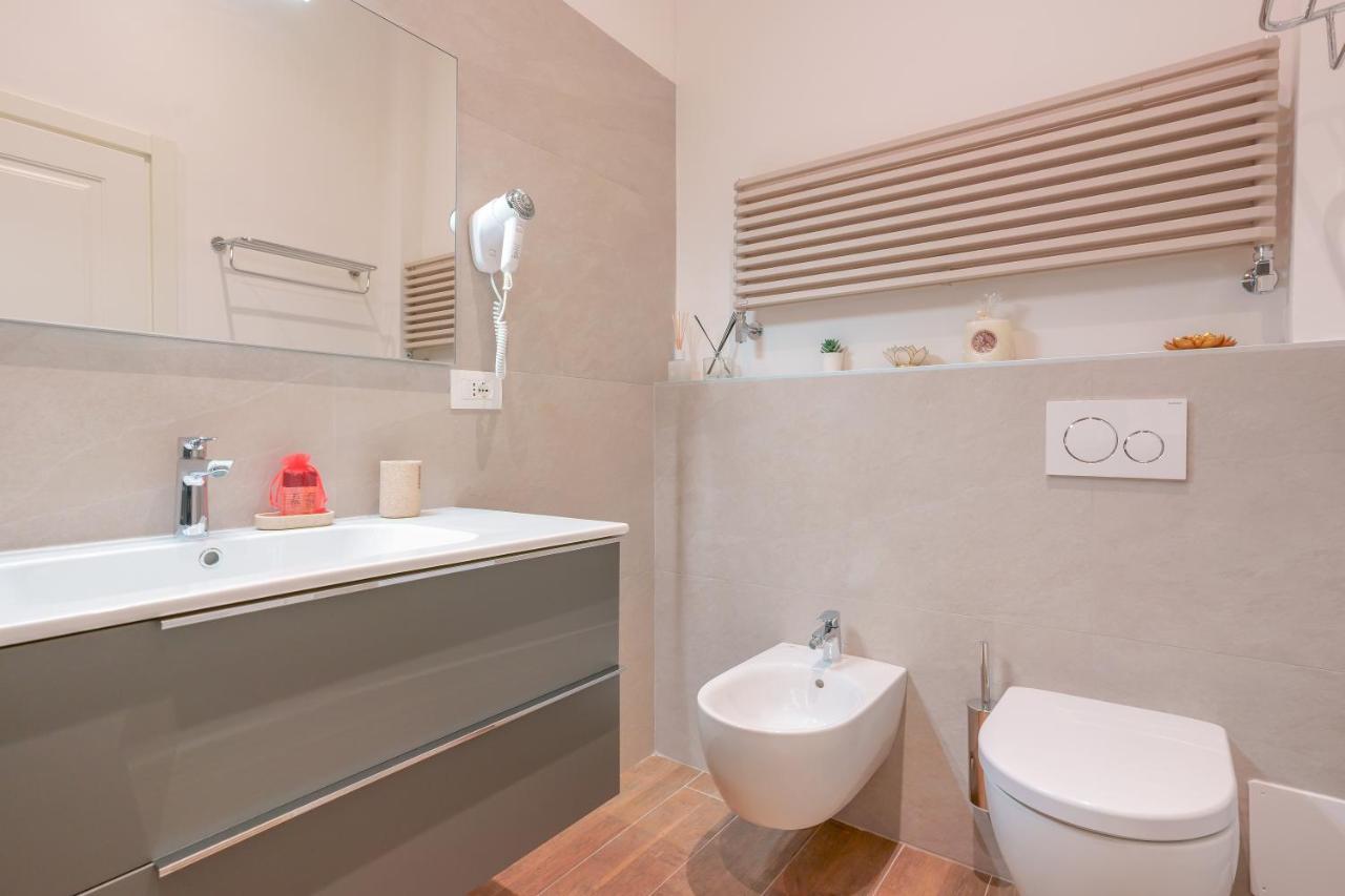 Attico Di Via D'Azeglio Bed & Breakfast Bologna Eksteriør bilde