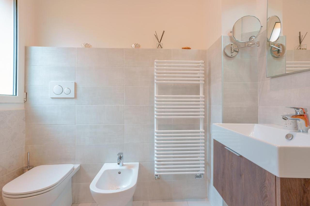 Attico Di Via D'Azeglio Bed & Breakfast Bologna Eksteriør bilde