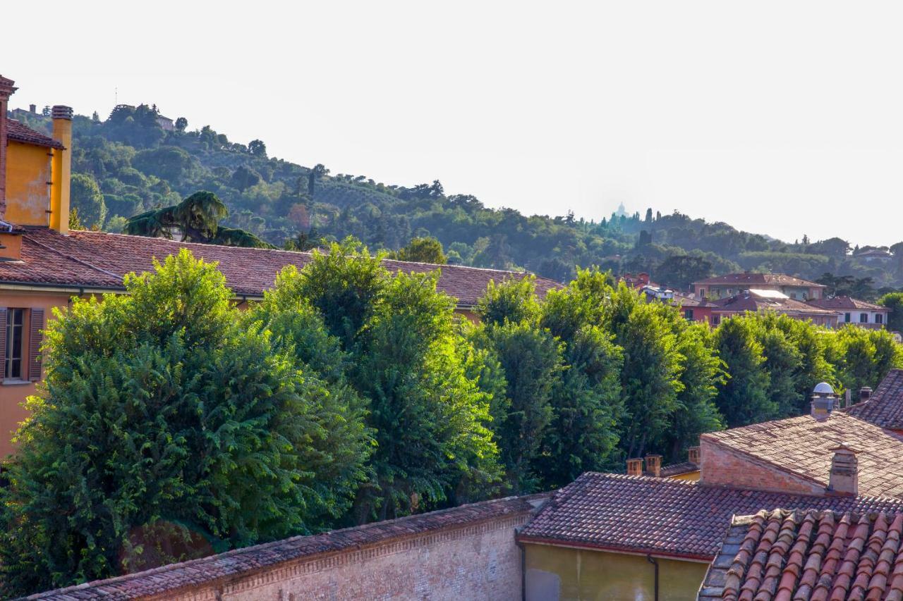 Attico Di Via D'Azeglio Bed & Breakfast Bologna Eksteriør bilde